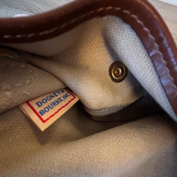 Vintage Dooney & Bourke Wristlet Logo Pattern Green w/Pink, Brown Leather Trim - Picture 3 of 7